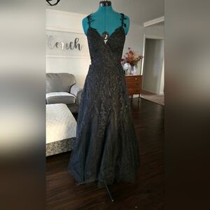 Gothic Floral Black Boho Lace A-Line formal Prom Evening NWT Size M